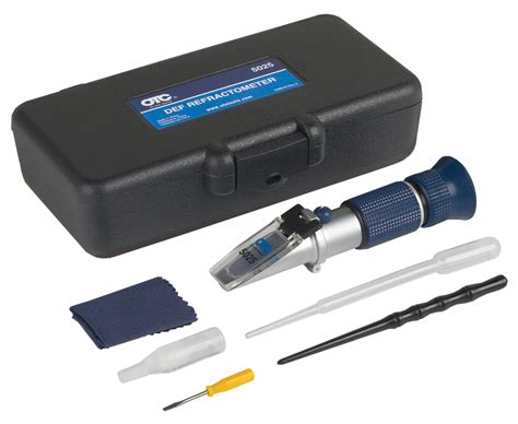 def refractometer tool